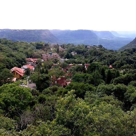 Toca Da Raposa Villa Грамаду Екстериор снимка